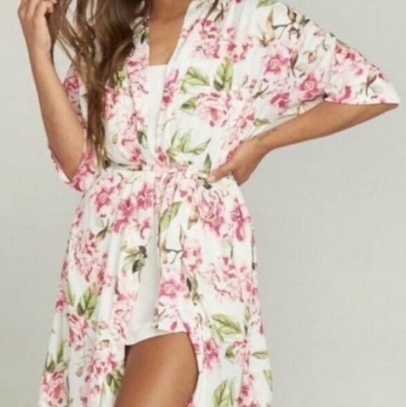 SHOW ME YOUR MUMU PINK FLORAL ROBE ONE SIZE - Picture 2 of 10